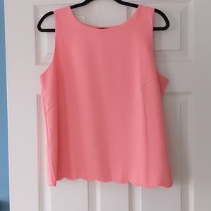 Scalloped bottom, split back tank top
